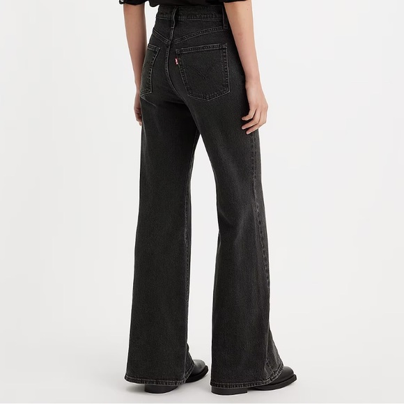 Brand new with tags Levi’s ribcage bells in black. Sz 25x32 - Picture 4 of 8